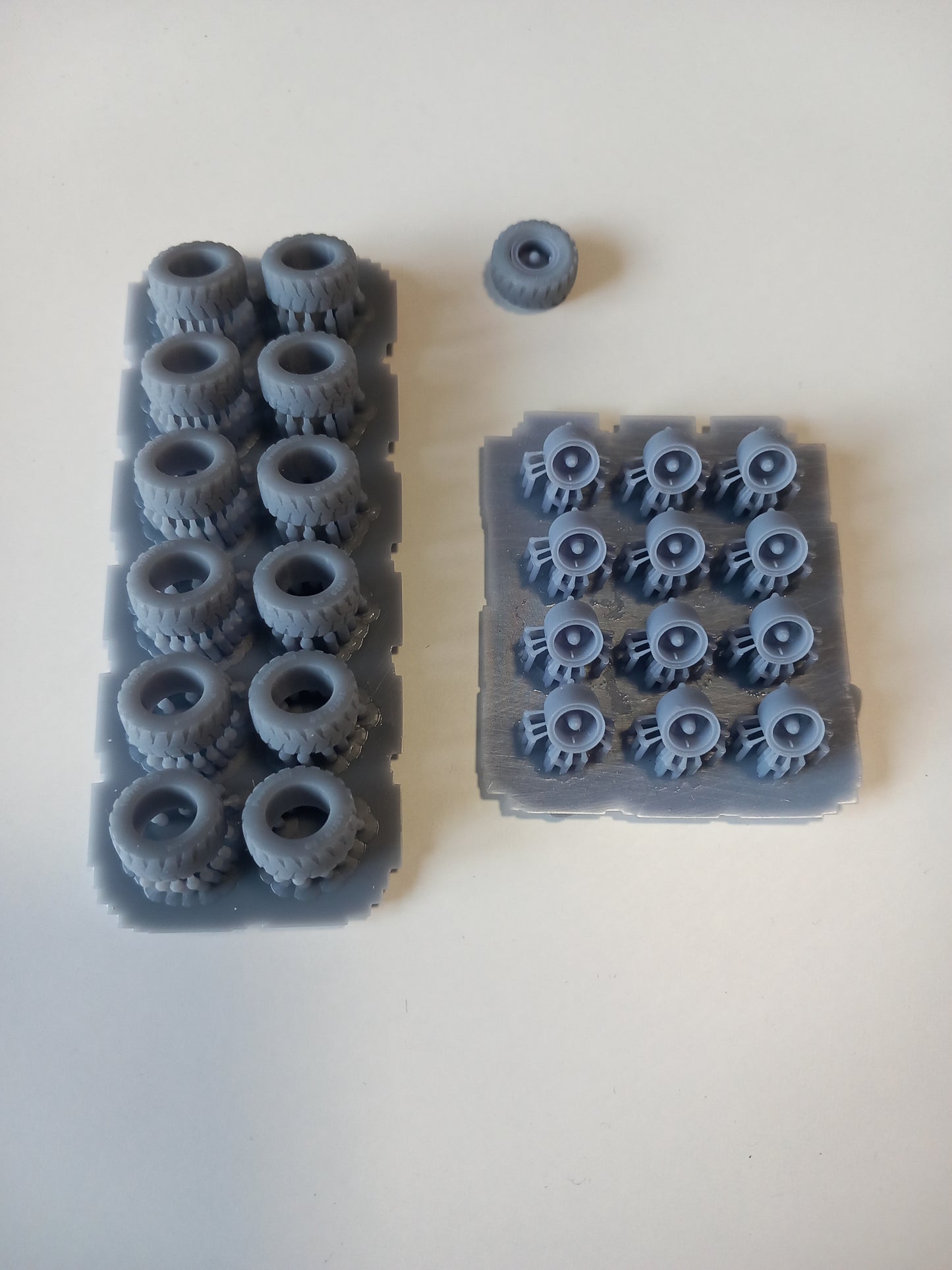 12 Räder HW 80 H0