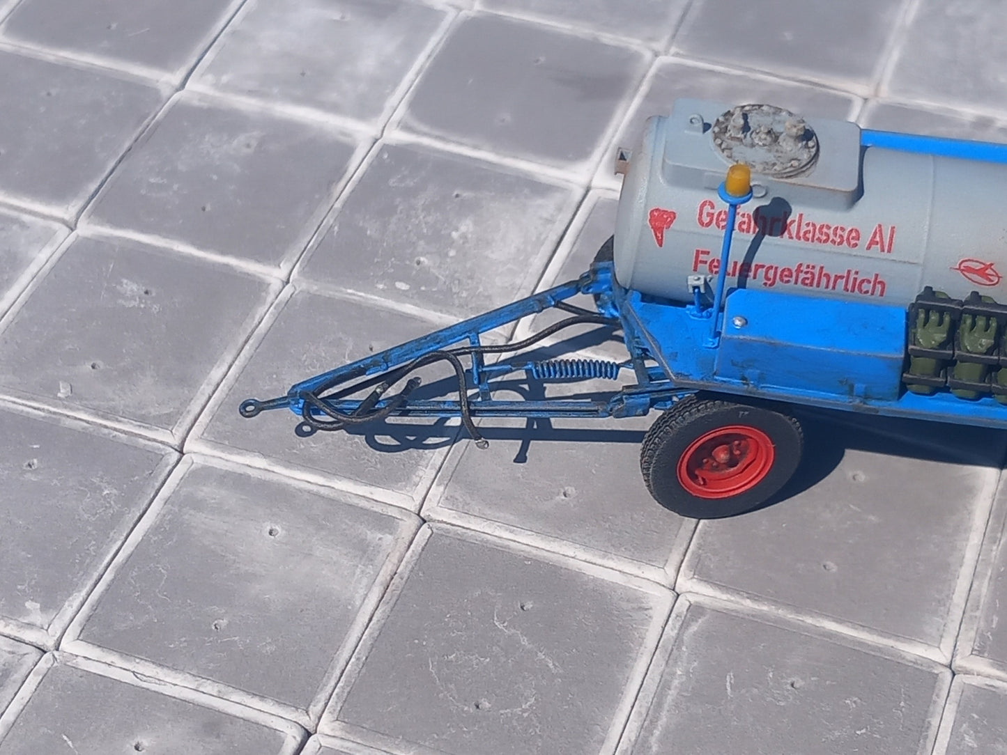HL 30.45 / 2 Tankanhänger 1:72 BS