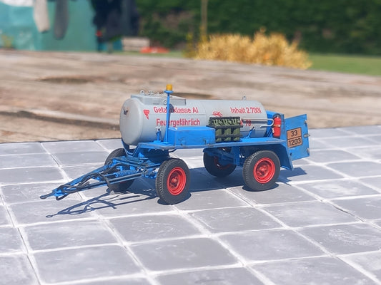 HL 30.45 / 2  Tankanhänger 1:72 BS