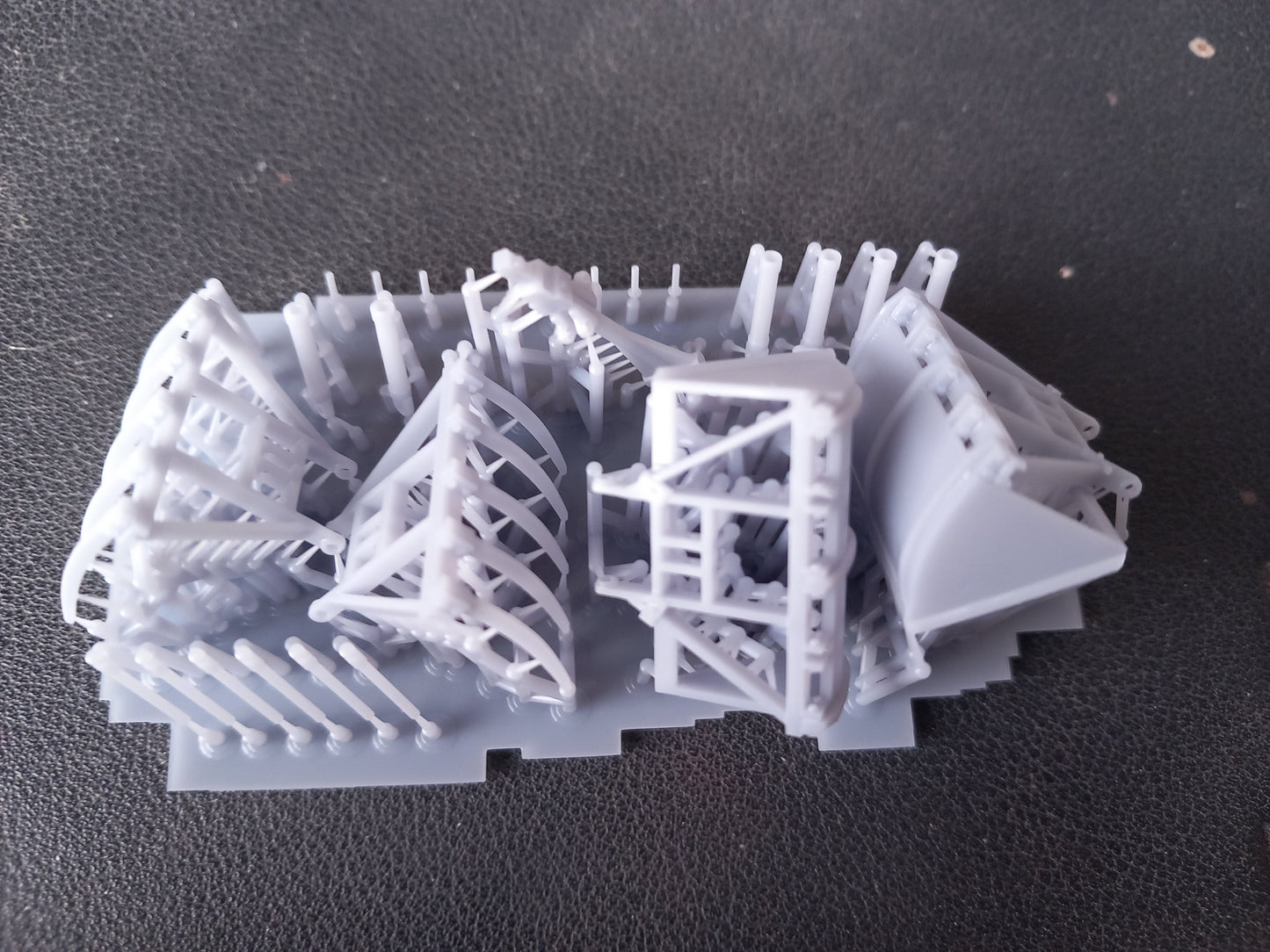 Greifer für T157 1:32 BS