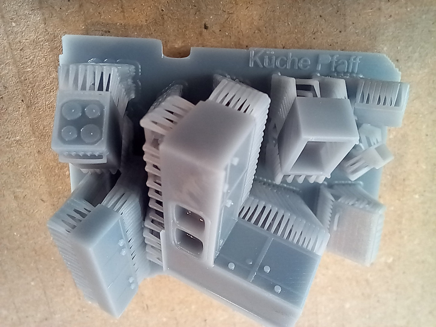 Wohnwagen Bauart Pfaff 3Achser BS H0